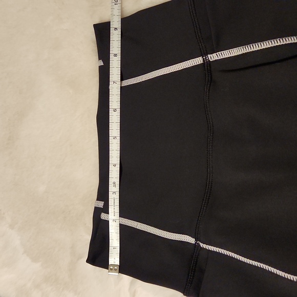 P'tula Yvette Pocket Short 8-inch - NWOT - Picture 6 of 8